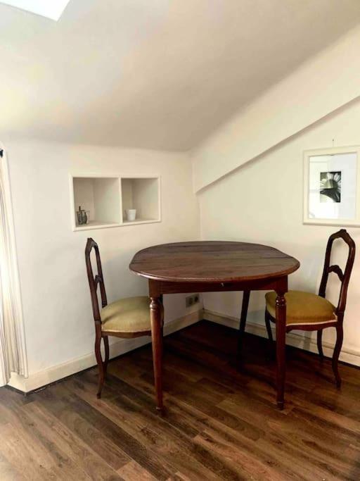 Studio Au Palais De Provence *